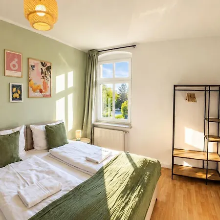 Ruhiges & Modernes 5-personen Mit Boxspringbetten, Smart-tv, Wlan Und Balkon ماغديبورغ